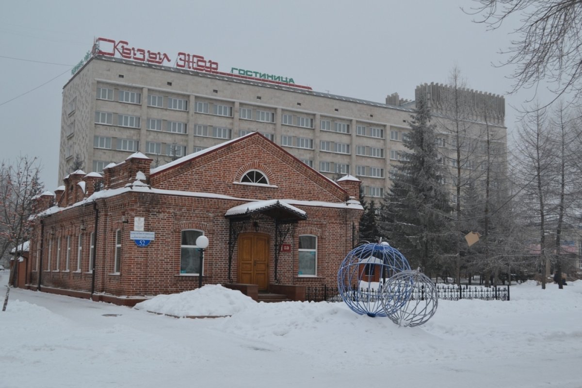 Петропавл көшесінде тыр жалаңаш жүгірген ер адам қамауға алынды