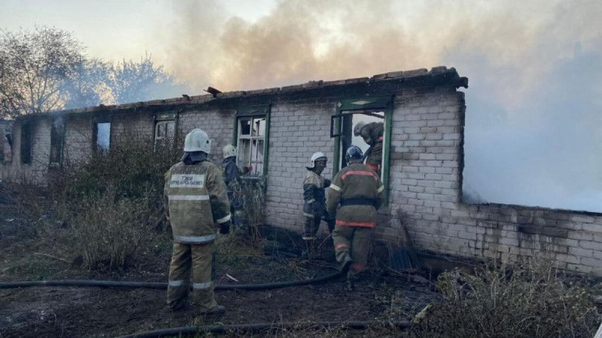 Қостанай облысындағы өртті сөндіруге теміржолшылар жұмылдырылды