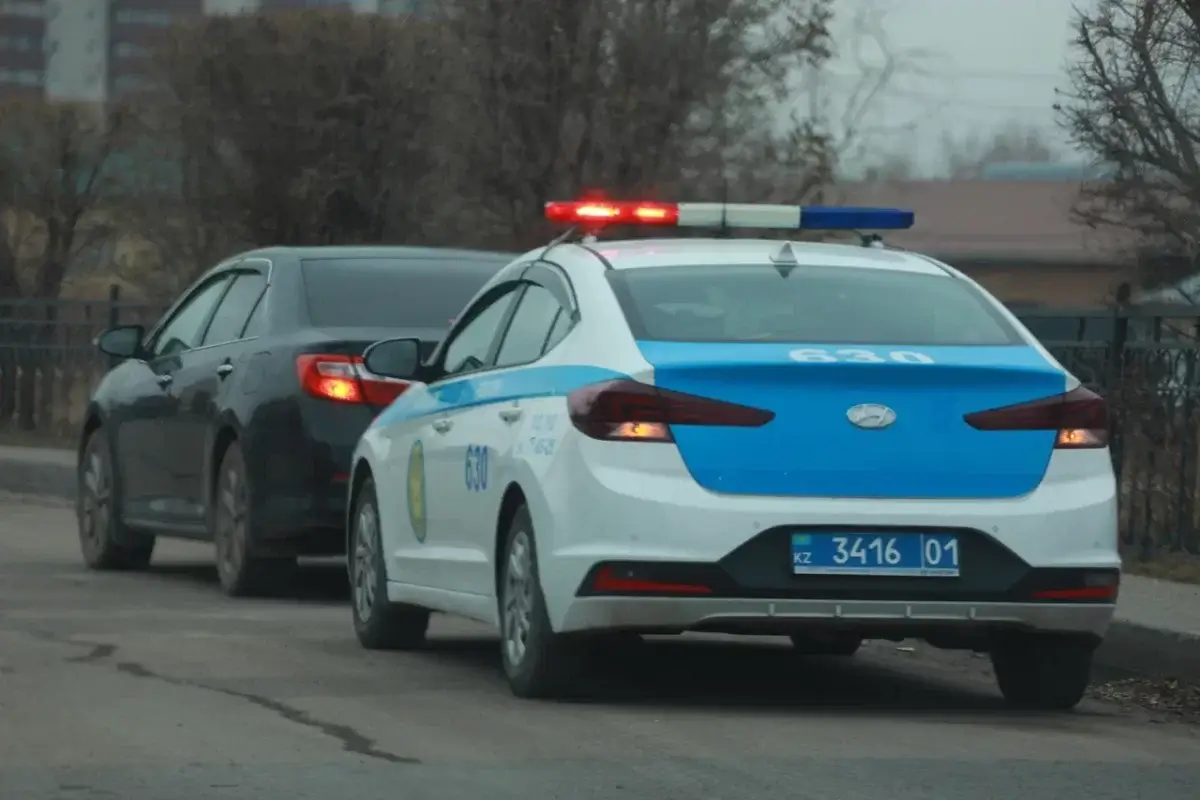 Қарағанды облысында автокөлік аударылып, жанып кетті