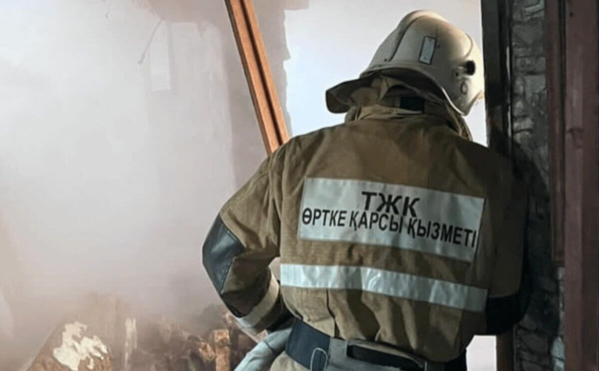 Таразда 5 қабатты тұрғын үй өртенді