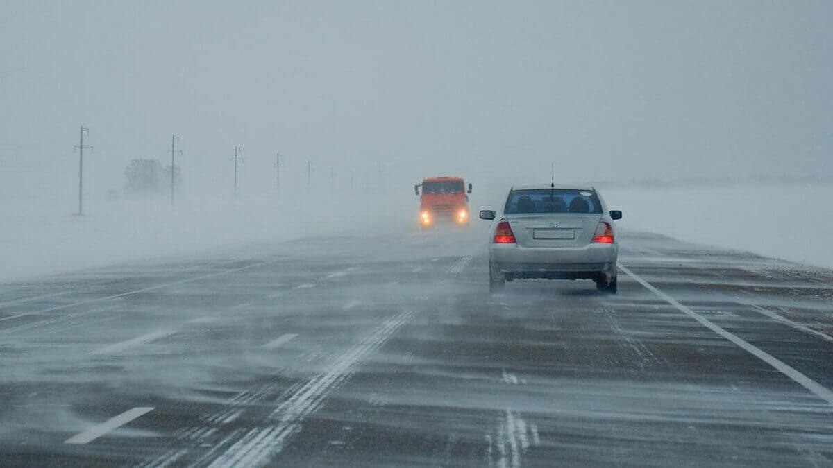 Еліміздің бірнеше өңірінде жол жабылды