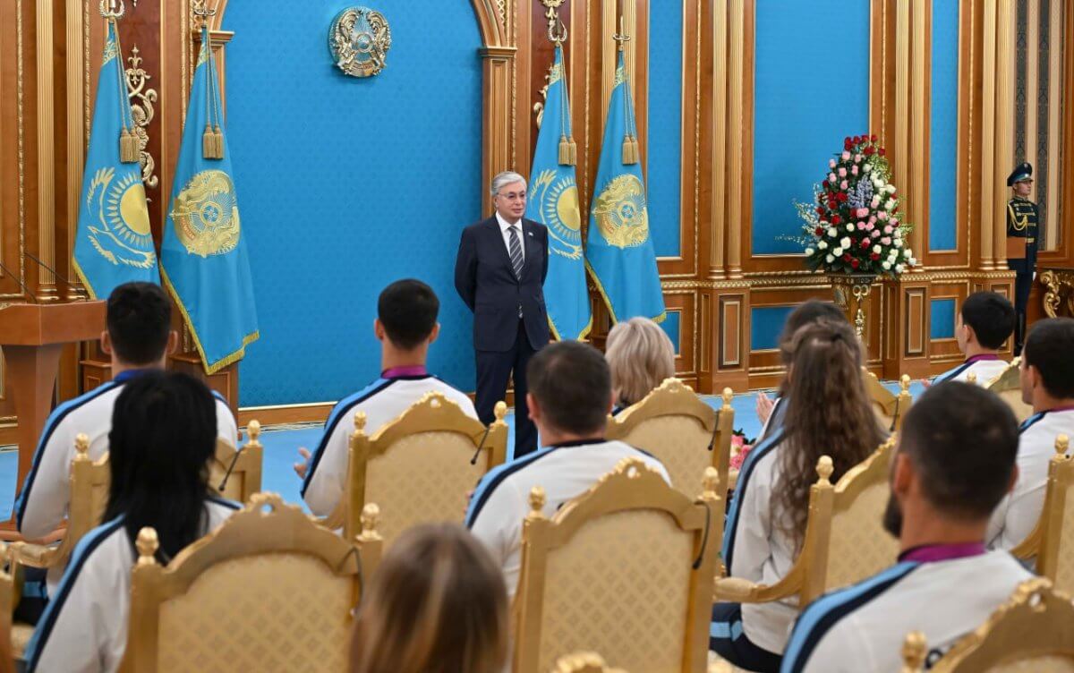 «Бөлінген қаражаттың тиімді жұмсалмайтынын көрсетті»: Спорттағы нәтижемізге президенттің көңілі толмады