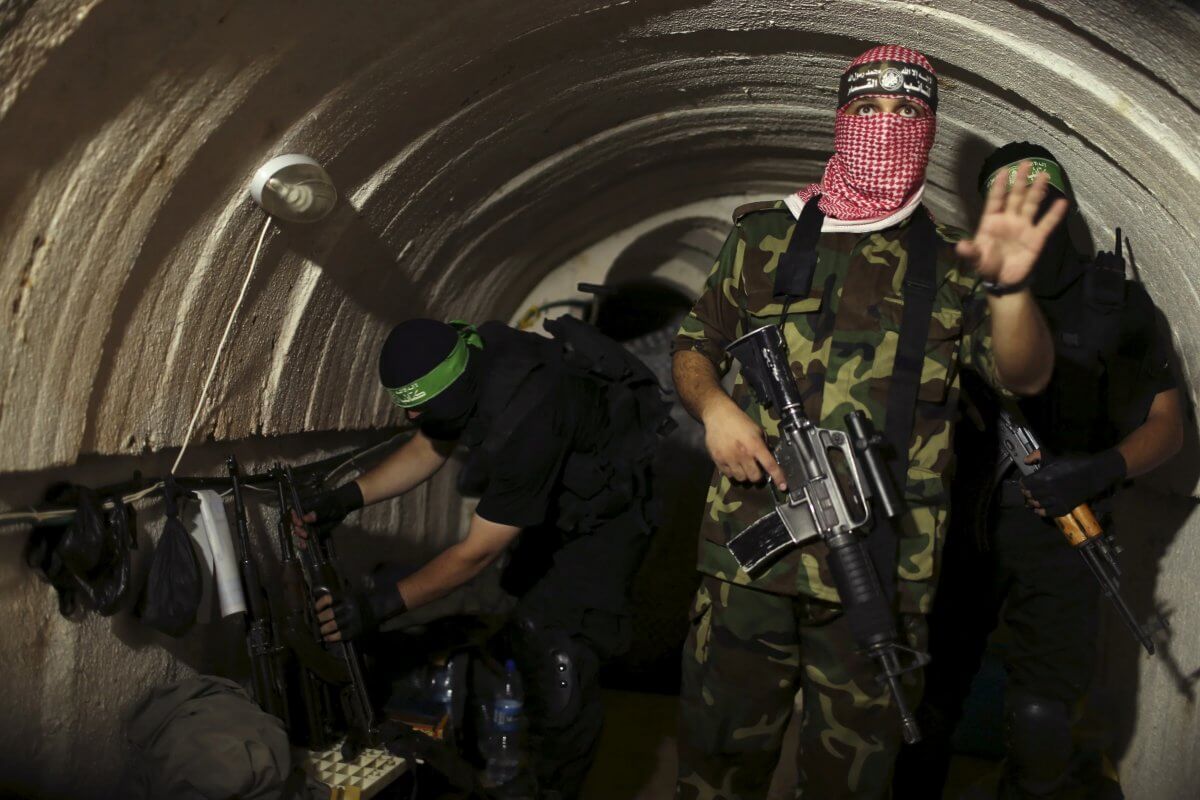 Израиль ХАМАС-тың 800 туннеліне Жерорта теңізінің суын толтырырмақ