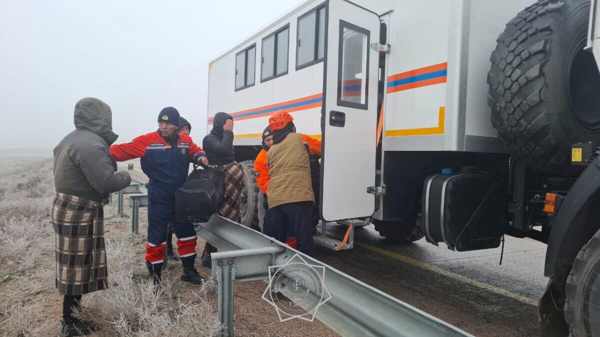 Жамбыл облысында жолда қалған жолаушылар құтқарылды