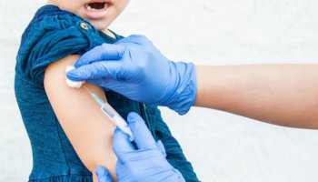 Қазақстанда 26 мыңнан астам балаға Pfizer вакцинасы салынды
