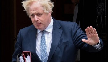Сенімсіздік квотумы: Лондонда премьер-министр Борис Джонсонның саяси тағдыры шешілуде