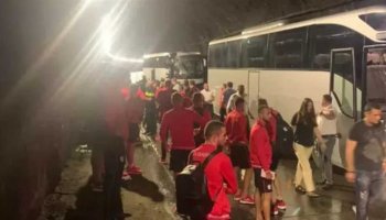 Футболшылар мінген автобус жол апатына ұшырады