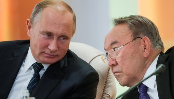 «Бізбен келісілген жоқ»: Тілеуберді Назарбаевтың Мәскеуге сапары туралы айтты