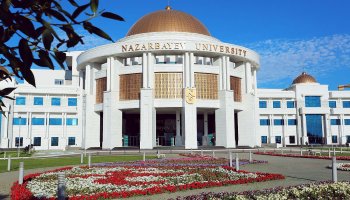 Назарбаев Университеті қыздарды зорлады деген бойжеткеннің мәлімдемесіне жауап берді