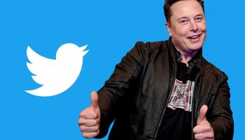 Илон Маск қыруар қаржыға Twitter компаниясын түгел сатып алды