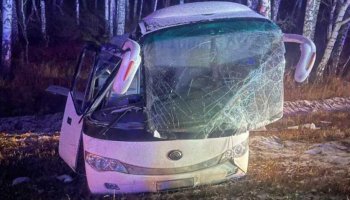 «Қостанай-Екатеринбург» жолаушылар автобусы аударылды