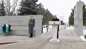 Президент Қаңтар құрбандарына арналған «Тағзым» мемориалын ашты