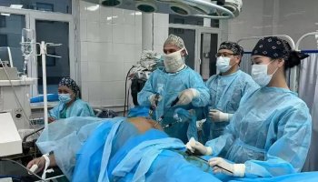 «Қазы жеген»: Тараз хирургтері тіс шұқығыш жұтып қойған науқасты құтқарды