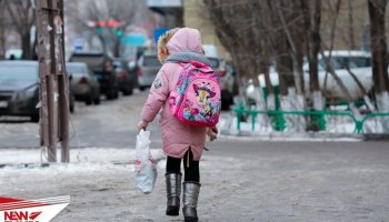 Астанада түнгі үште мектеп маңында тұрған 1-сынып оқушысы жұртты шошытты