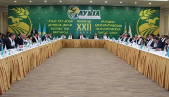 Президенттікке кандидат болған Жигули Дайрабаев пен Қарақат Әбден мәжіліс сайлауына қатысады