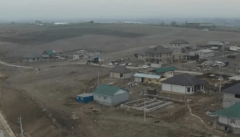 «Қоршауда қалдық»: Алматы облысындағы 500 отбасы ауылдан шыға алмай қалған