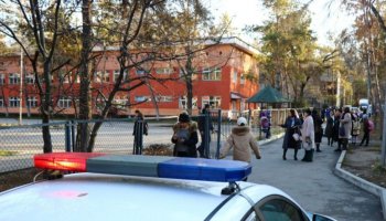 «Мина қойылған»: Алматыда 26 мектеп тексерілді