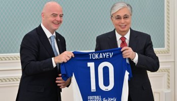 Тоқаев Қазақстанға алғаш рет келген ФИФА президентін қабылдады
