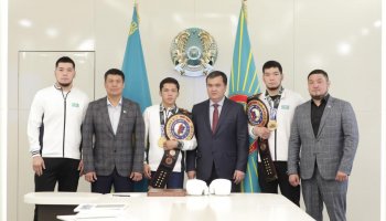 Бокстан әлем чемпиондарына Астанадан 3 бөлмелі пәтер берілді