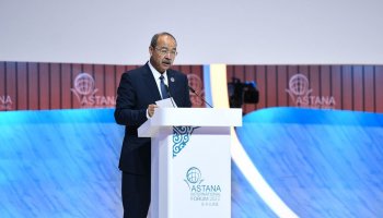 Арал мәселесі: Өзбекстан премьері халықаралық серіктестерді қаржыландыруды күшейтуге шақырды