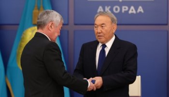 Назарбаев Бердібек Сапарбаевтың қайтыс болуына байланысты көңіл білдірді