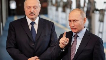 Путин мен Лукашенко телефон арқылы сөйлесті