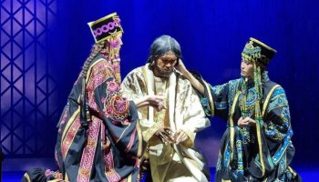 Түркістан музыкалық драма театры гастрольдік сапармен Астанаға келді