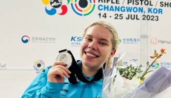 Нысана көздеу: Арина Алтухова əлем чемпионатында күміс жүлде алды