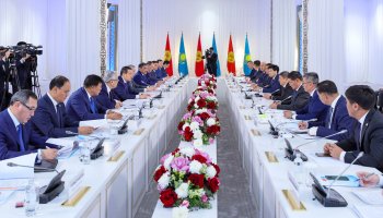Таразда Қазақстан мен Қырғызстан премьер-министрлері келіссөз жүргізді