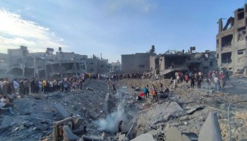 Израиль америкалық бомбалармен Газа секторының босқындар лагерін жойып жіберді