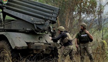 НАТО Украинаға миллиард снаряд беруден бас тартты