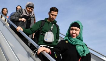 Газа секторынан эвакуацияланған қазақстандықтар Алматыға келді