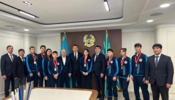 Әлем чемпионы атанған каратэшілерге Астанада құрмет көрсетілді