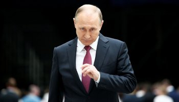Путин президент сайлауына қатысатынын айтты