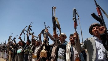 Йемендегі хуситтер халықты соғысқа шақырды