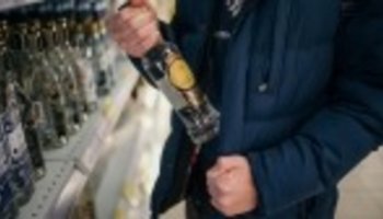 Алматы облысында кәсіпкерлер алкогольді заңсыз сатқан