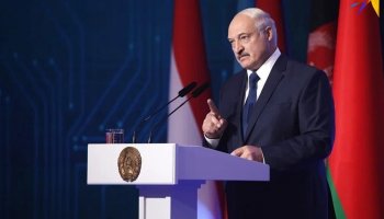 Лукашенко сегізінші рет Беларусь президенттігіне сайлауға түседі