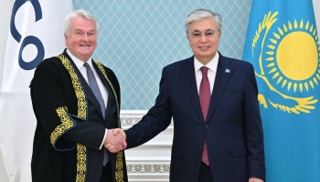 Президент «Астана» халықаралық қаржы орталығы сот төрағасының ант беру рәсіміне қатысты