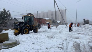 Астанада қар күреуге 2,2 мыңнан астам жол жұмысшысы шықты