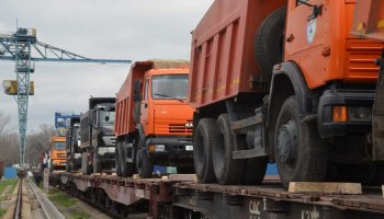 ҚТЖ Қазақстанның су басқан аймақтарына арнайы техника жеткізу үшін қосымша вагондар бөледі