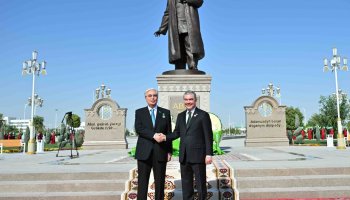 Ашхабадта Абай ескерткіші ашылды
